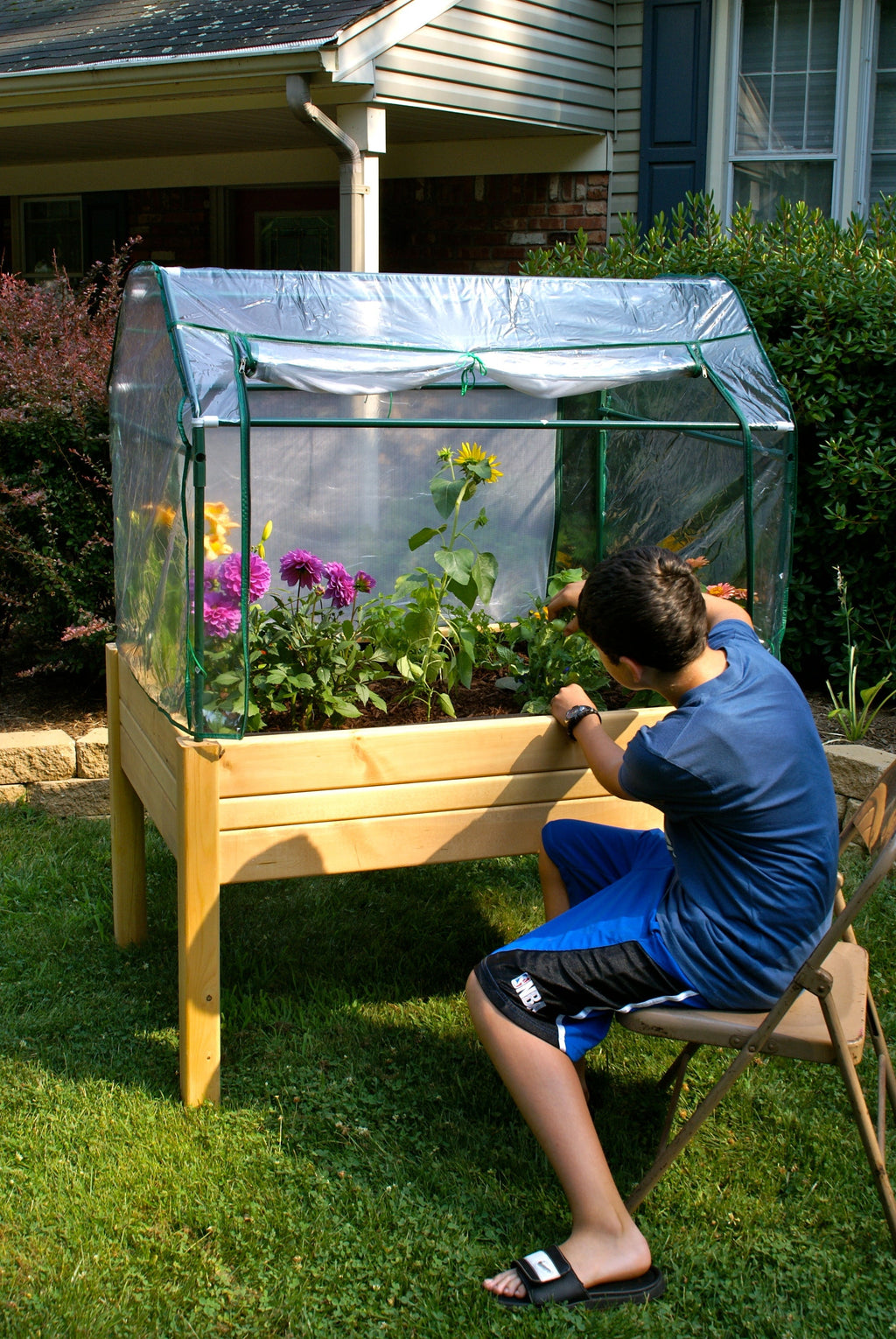 Eden™ 3'X4' Large Planter